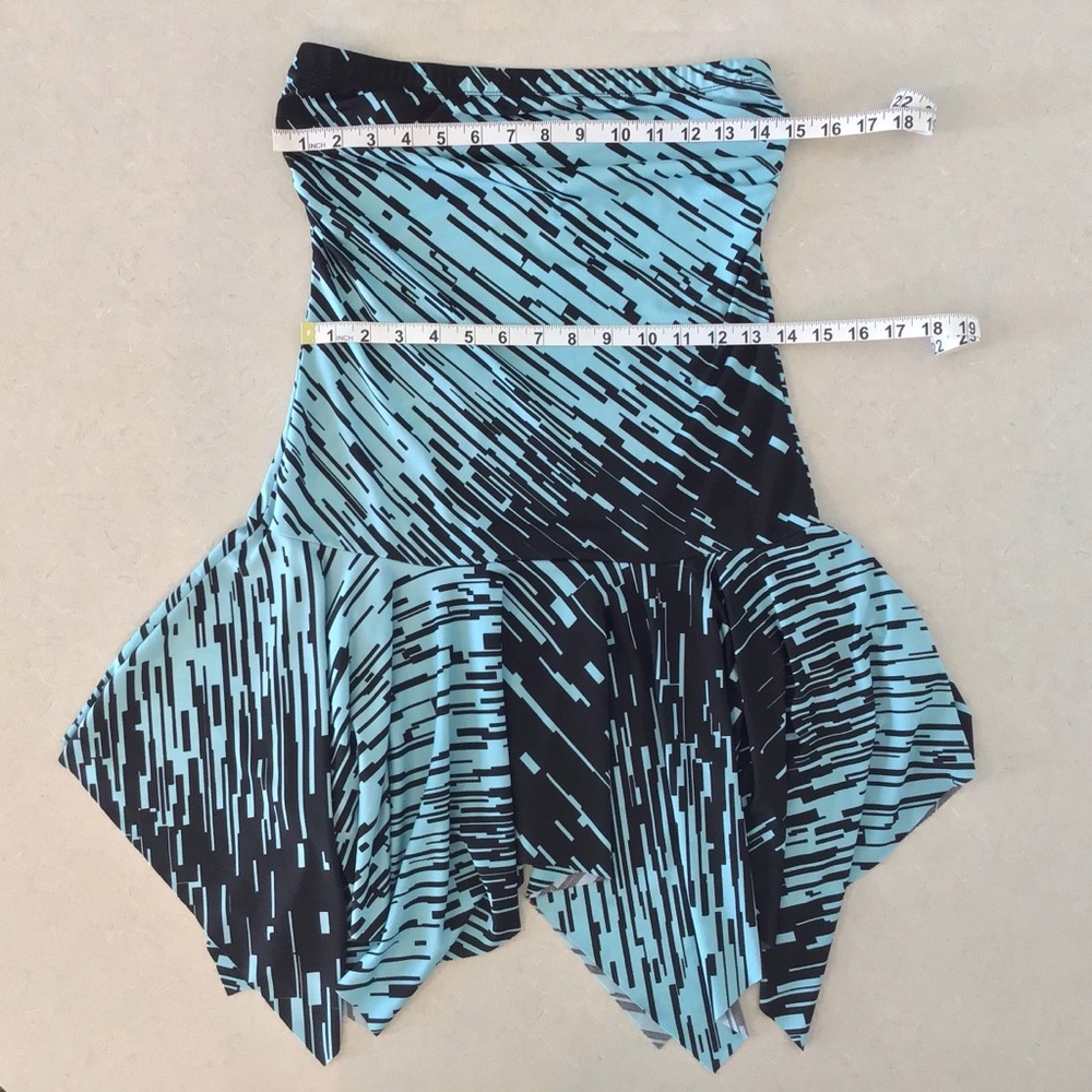 Fairweather Strapless Handkerchief Bottom Dress, M - Picture 14 of 16